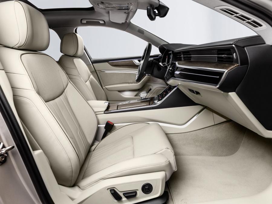 Интерьер Audi A6L 55 TFSI Quattro (C8) 2019 года  (CN) (фото 29 из 41)